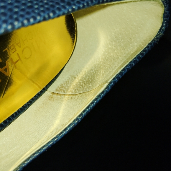 Michael Kors Navy Blue Heels - Picture 14 of 16